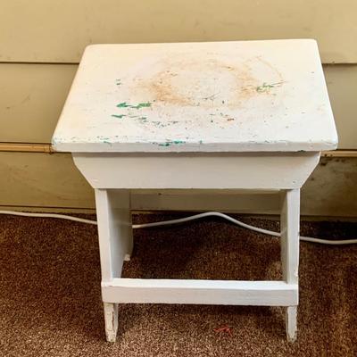 LOT 260: Galvanized Bucket and Tub with Wooden Side Table