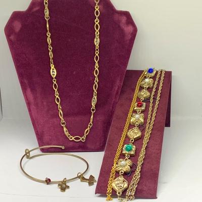 LOT 262: Collection of Goldtone Necklaces and Bracelets