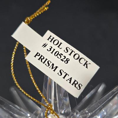 LOT 272: LED Tree Set (Untested), Set OF 2 Acrylic Stars, LONGABERGER Sleigh, 4 Placemats & Tablerunner (Measurements in Photos), 2...