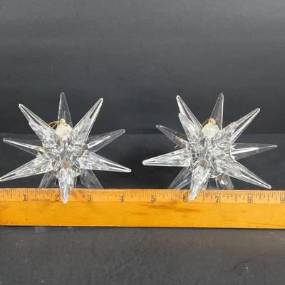 LOT 272: LED Tree Set (Untested), Set OF 2 Acrylic Stars, LONGABERGER Sleigh, 4 Placemats & Tablerunner (Measurements in Photos), 2...