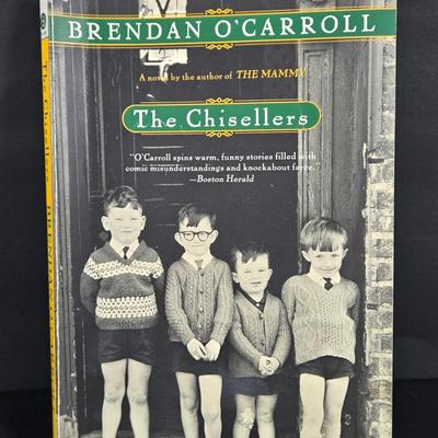 LOT 273: Seth Thomas Metronome, a Collection of all things Irish & More