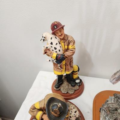 Fireman Figurines Vanmark Red Hats of Courage 9/11