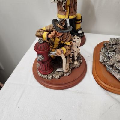 Fireman Figurines Vanmark Red Hats of Courage 9/11