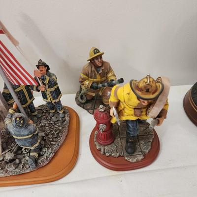 Fireman Figurines Vanmark Red Hats of Courage 9/11