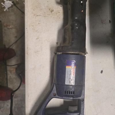 Reciprocating saw