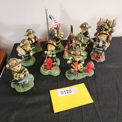 10 Hamilton Collection Faithful Fuzzies Brotherhood bears