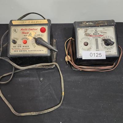2 Vintage Lionel Trainmaster Train Transformers
