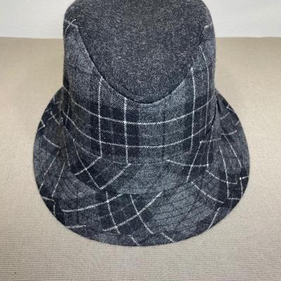 New! Men’s Plaid Fedora Hat