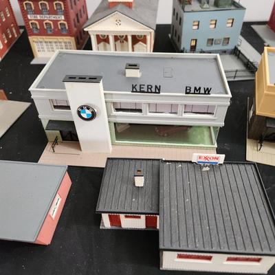 Large Lot Of Plastic Train Garden Buildings Village Town