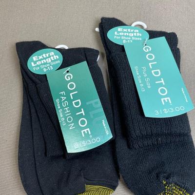 2 Pair Black XL Gold Toe Socks Ladies