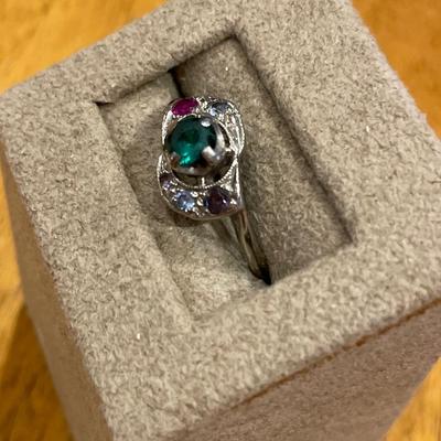 14k gold and gem ring