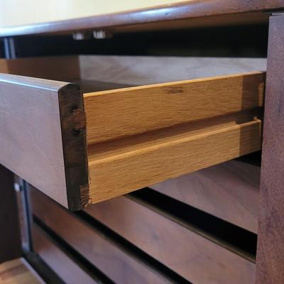 Mid-Century Modern Style Sideboard (LR-EL)