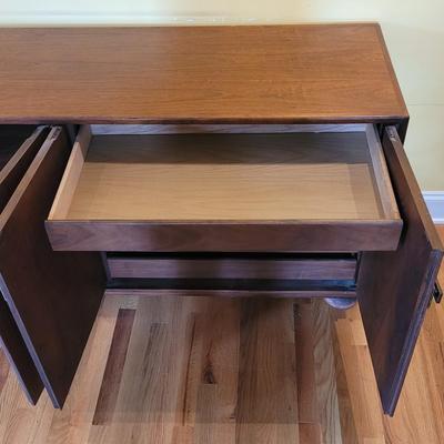 Mid-Century Modern Style Sideboard (LR-EL)
