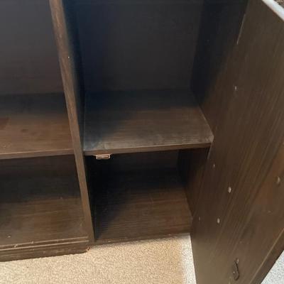 Smaller display cabinet