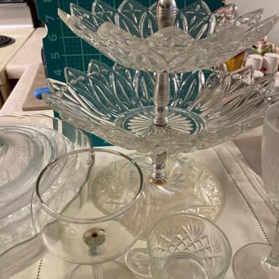 Clear glass items in tote