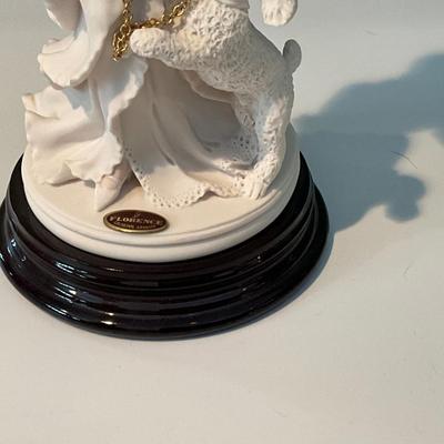 Giuseppe Armani Florence Dear Friends Lady Poodle Dog Figuine 1994