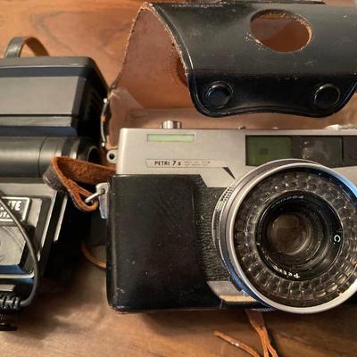 Petri vintage camera