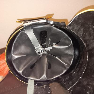 METAL WEARABLE "INCREDIBLE HULK" HELMET WITH A STAND