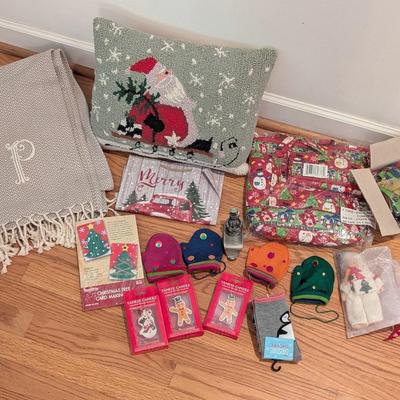 Christmas Decor Candles Bags Stocking Hanger