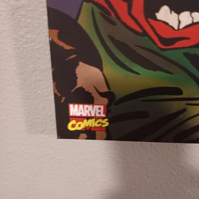 MARVEL ALBUM ISSUE "CAPTAIN AMERICA" STRETCHED CANVAS ON WOODEN FRAME