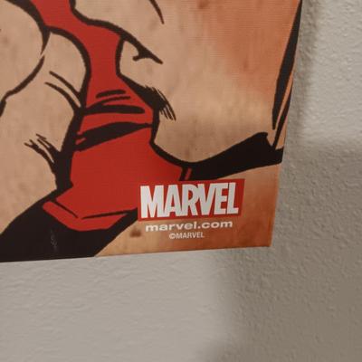 MARVEL ALBUM ISSUE "CAPTAIN AMERICA" STRETCHED CANVAS ON WOODEN FRAME