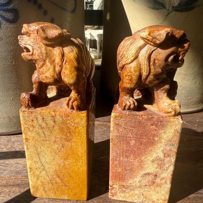 Chinese Foo Dog Soapstone Statue Pair Bookends Height 6.5”