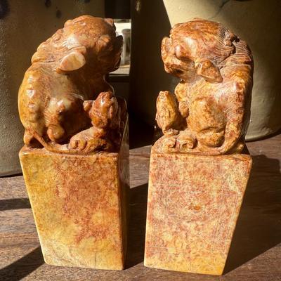 Chinese Foo Dog Soapstone Statue Pair Bookends Height 6.5”
