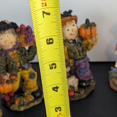 Fall Scarecrows Acorn Kids Pilgrim Boy & Girl Figurines