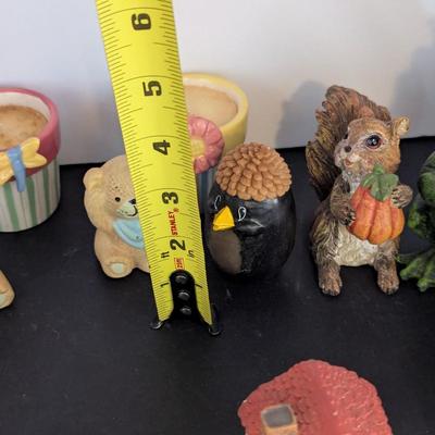 Resin & Ceramic Lawn Figurines Home Decor