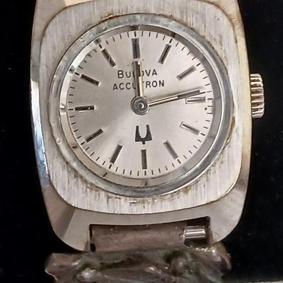 Vintage Bulova Swiss Automatic Watch N5 Navajo Sterling Silver Turquoise Men's wrist watch