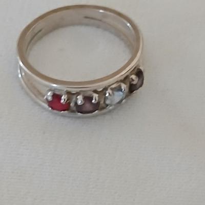 14 k Gold Multi Gemstone Ring, 14k Gold, Original Gleam light Natural Spinal, Aquamarine, Amethyst and Ruby / Garnet Vintage Ring