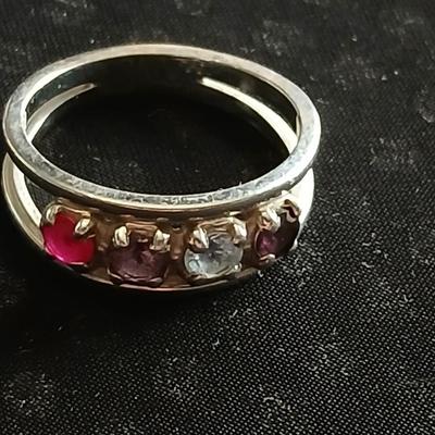 14 k Gold Multi Gemstone Ring, 14k Gold, Original Gleam light Natural Spinal, Aquamarine, Amethyst and Ruby / Garnet Vintage Ring