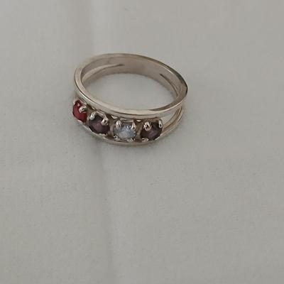 14 k Gold Multi Gemstone Ring, 14k Gold, Original Gleam light Natural Spinal, Aquamarine, Amethyst and Ruby / Garnet Vintage Ring