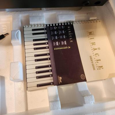 Nintendo The Miracle Piano Teaching System Working