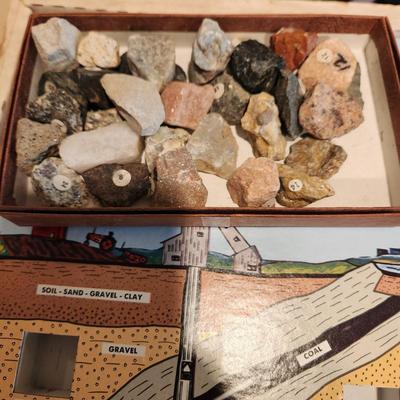 Vintage Ideal 5452 Geological Collection Teaching Home School