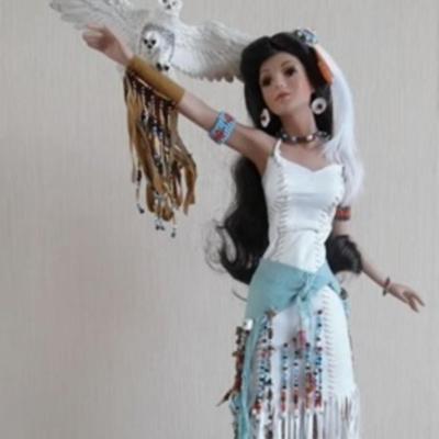 ASHTON-DRAKE "SPIRIT OF THE SNOWY OWL" NATIVE AMERICAN PORCELAIN DOLL