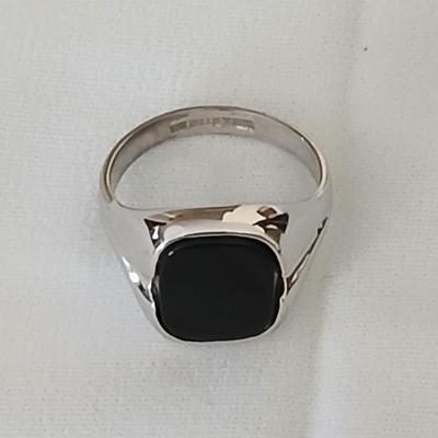 Genuine .925 Sterling Silver Square Onyx Signet Ring | Men & Women Silver Onyx Stone Ring marked on band Size 11