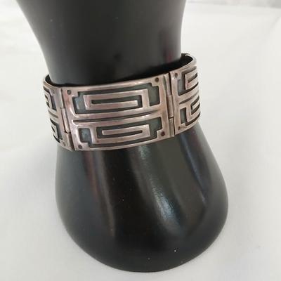 Vintage signed Mexico Taxco .925 sterling bracelet