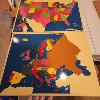 Montessori Home School Wood Map Puzzles North South America , Europe, Asia, Australia, Africa ,United States, Canada , World