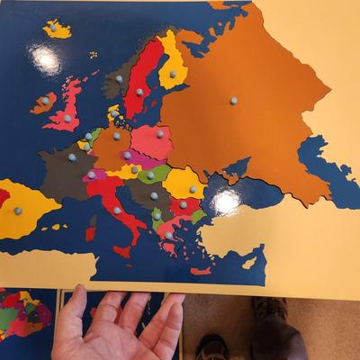 Montessori Home School Wood Map Puzzles North South America , Europe, Asia, Australia, Africa ,United States, Canada , World