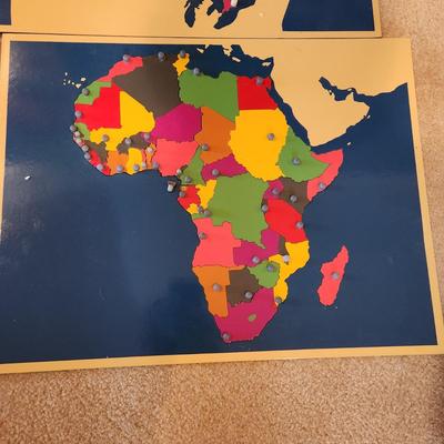 Montessori Home School Wood Map Puzzles North South America , Europe, Asia, Australia, Africa ,United States, Canada , World