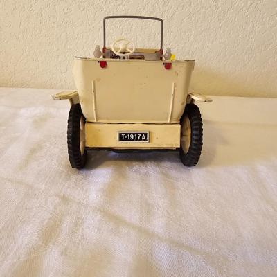 Vintage 1917 Ford Model T Touring Tin Friction Litho Japan 9" Action Antique Car