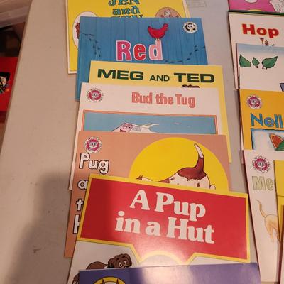 Large Lot Of Phonics Practice Reader Books Very Good Condition