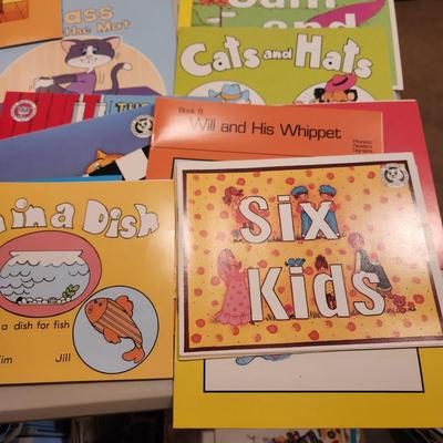 Large Lot Of Phonics Practice Reader Books Very Good Condition