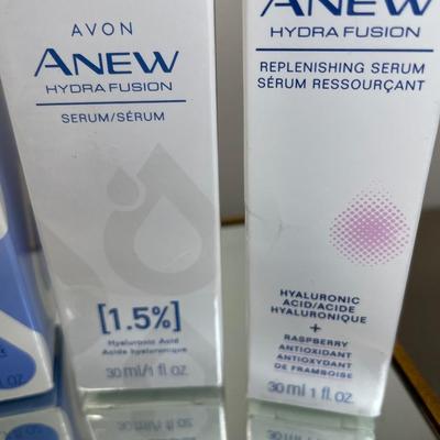 Anew Hydra Fusion Hyaluronic Acid Skincare set
