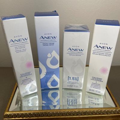 Anew Hydra Fusion Hyaluronic Acid Skincare set