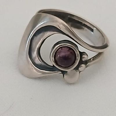 Nice Norway marked 925 signed ring - Size 5.5