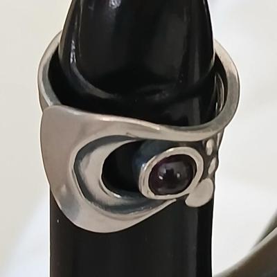Nice Norway marked 925 signed ring - Size 5.5