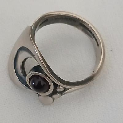 Nice Norway marked 925 signed ring - Size 5.5