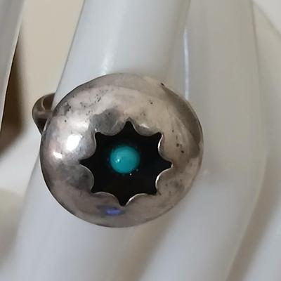 Navajo Sterling Silver Turquoise Zuni Petit Point Ring Starburst